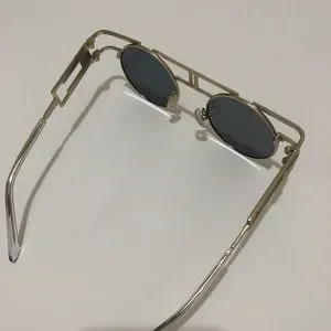Esq | Accessories | Esq Retro Sunglasses | Poshmark display picture 3